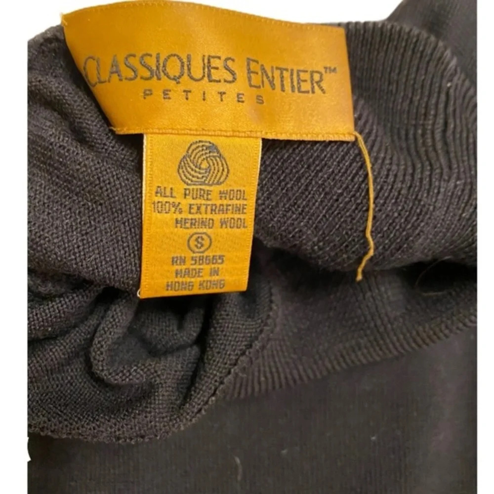 Classiques Entier Black Merino‎ Wool Sweater​ - Picture 5 of 11